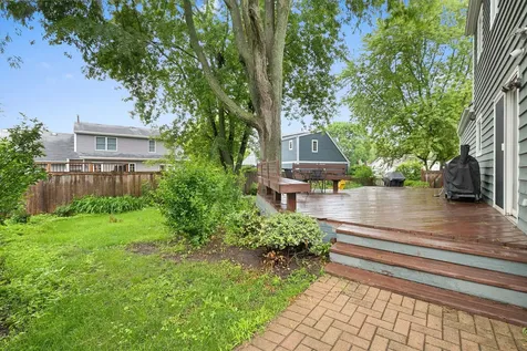 318 Seafarer Drive Third Lake IL 60030