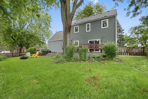 318 Seafarer Drive Third Lake IL 60030