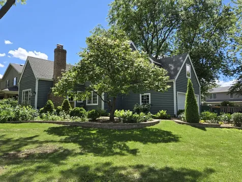 318 Seafarer Drive Third Lake IL 60030