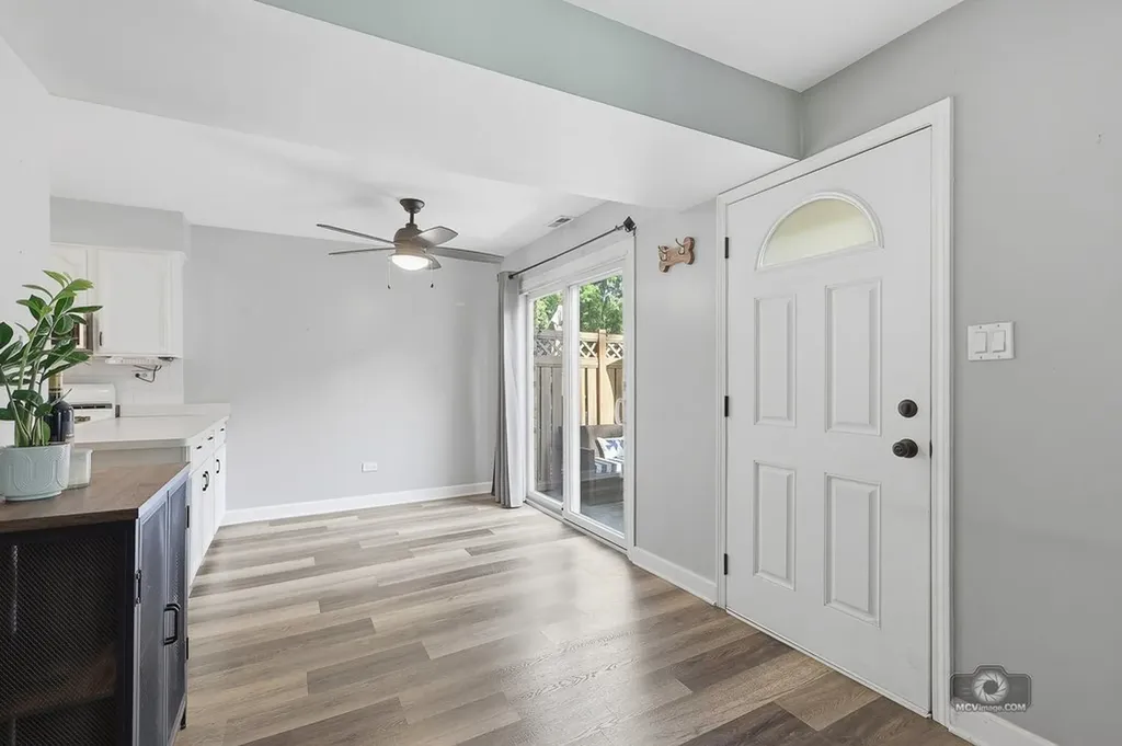 1905 Rosewood Court Darien IL 60561