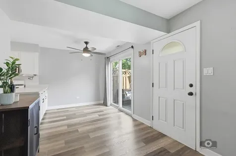 1905 Rosewood Court Darien IL 60561