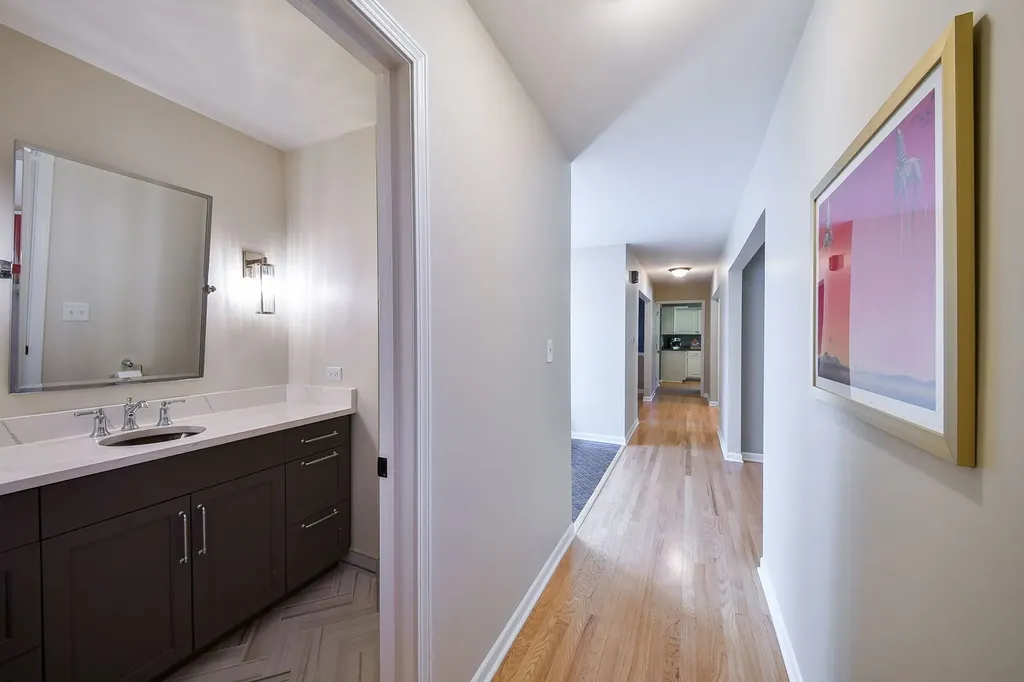 588 Williamsburg Road Glen Ellyn IL 60137