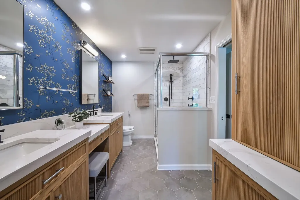 588 Williamsburg Road Glen Ellyn IL 60137