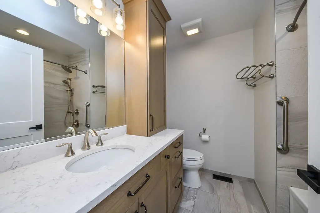 588 Williamsburg Road Glen Ellyn IL 60137