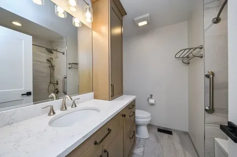 588 Williamsburg Road Glen Ellyn IL 60137