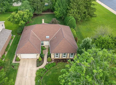 588 Williamsburg Road Glen Ellyn IL 60137