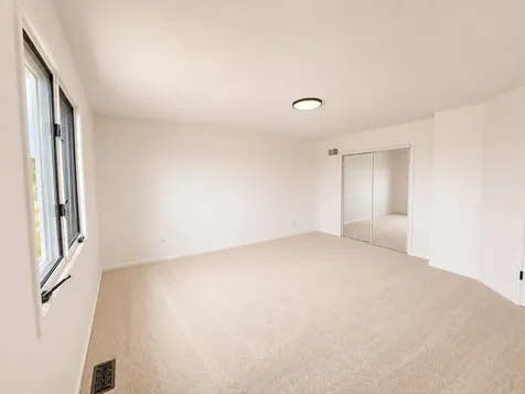 7746 Northfield Lane Tinley Park IL 60487