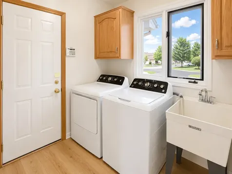 7746 Northfield Lane Tinley Park IL 60487