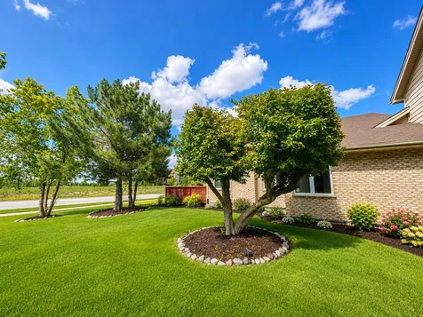 7746 Northfield Lane Tinley Park IL 60487