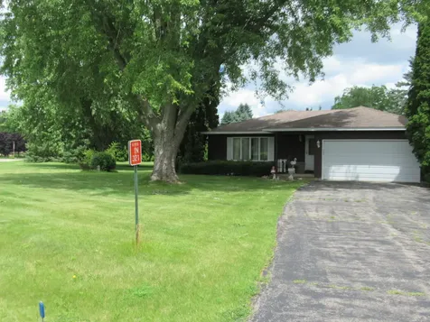 1N321 Country Life Drive Maple Park IL 60151