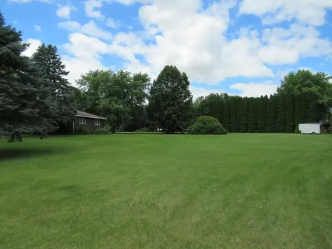 1N321 Country Life Drive Maple Park IL 60151
