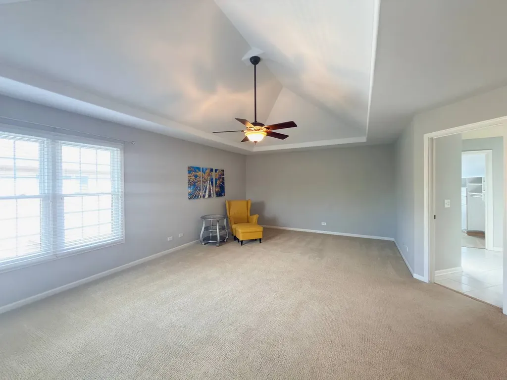 3811 Sunburst Lane Naperville IL 60564