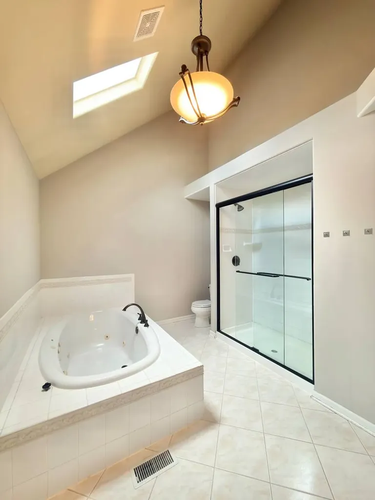 3811 Sunburst Lane Naperville IL 60564