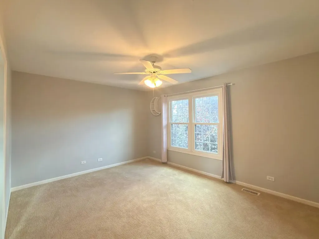 3811 Sunburst Lane Naperville IL 60564