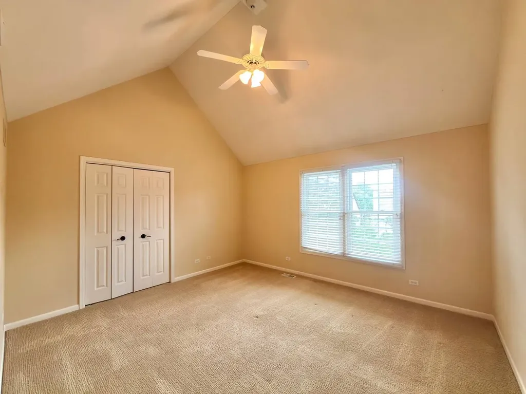 3811 Sunburst Lane Naperville IL 60564