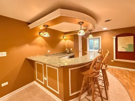 3811 Sunburst Lane Naperville IL 60564