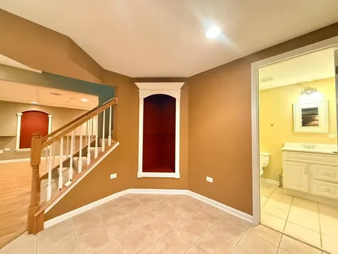 3811 Sunburst Lane Naperville IL 60564