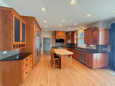 3811 Sunburst Lane Naperville IL 60564