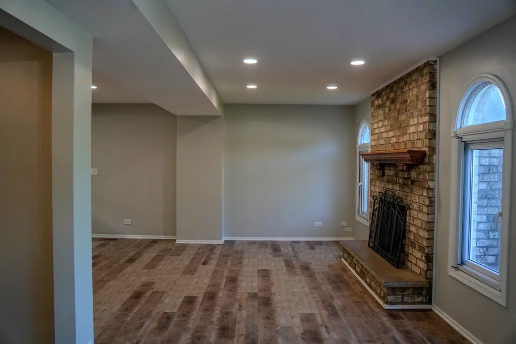 80 Westmore Meyers Road Lombard IL 60148
