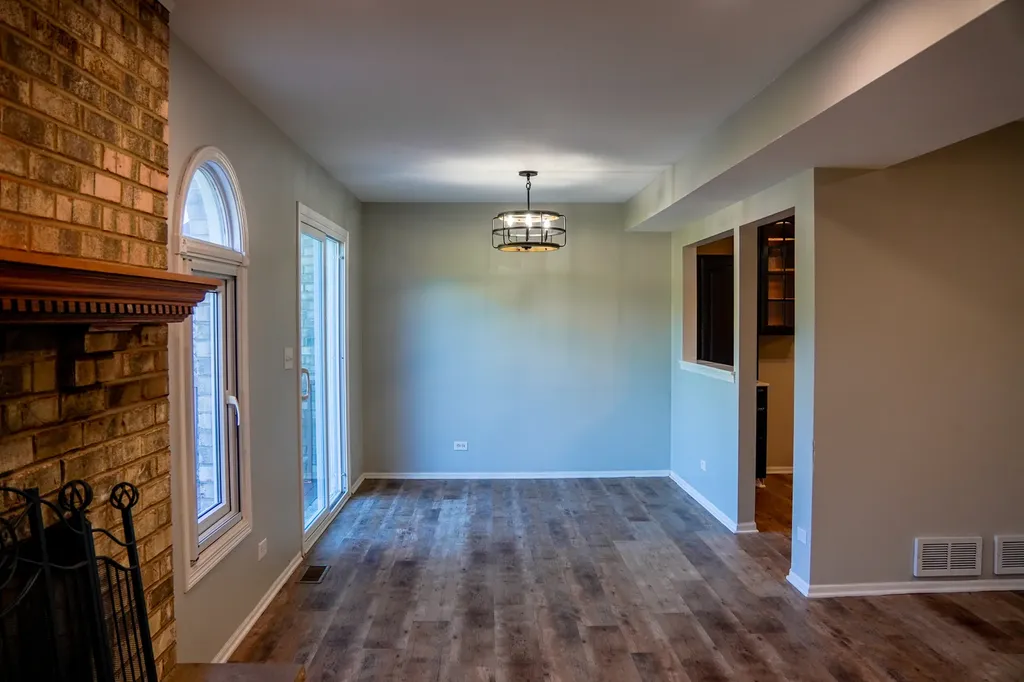 80 Westmore Meyers Road Lombard IL 60148