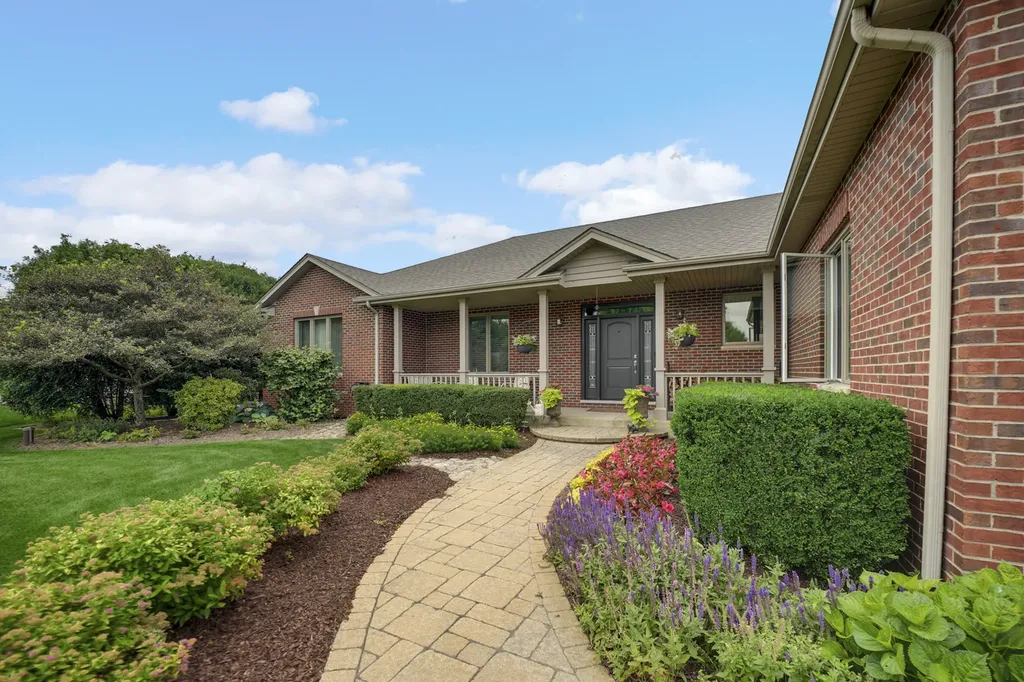 12755 West Covey Court New Lenox IL 60451