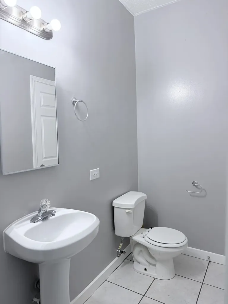 2215 South California Avenue Chicago IL 60608