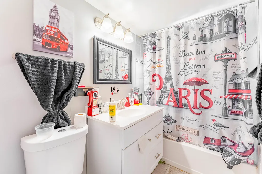9607 South Merrill Avenue Chicago IL 60617
