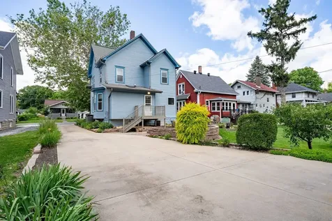 810 South Fell Avenue Normal IL 61761