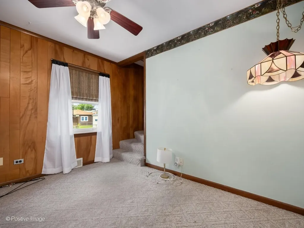 10615 South Albany Avenue Chicago IL 60655