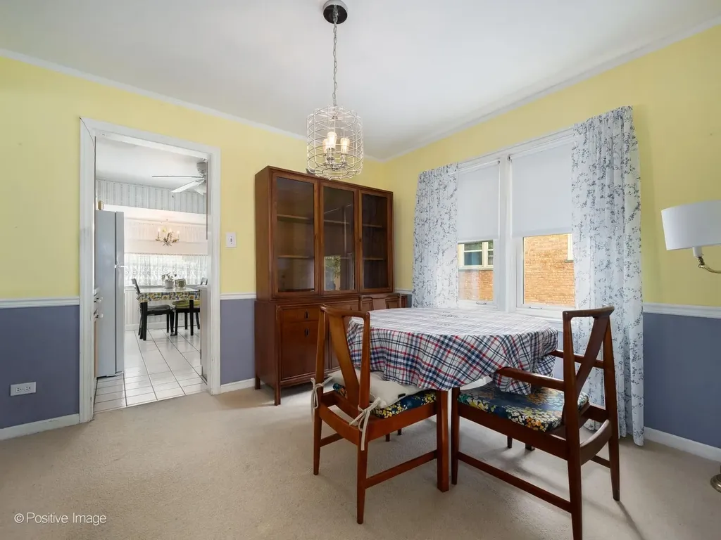 10615 South Albany Avenue Chicago IL 60655