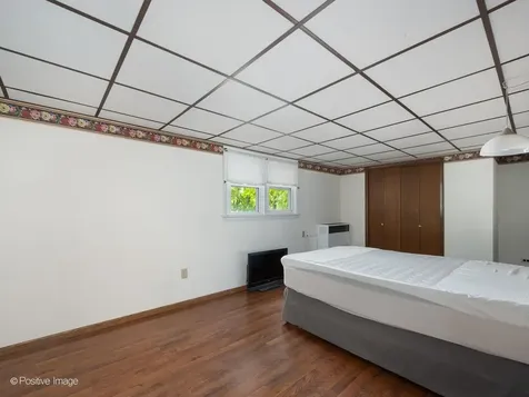 10615 South Albany Avenue Chicago IL 60655
