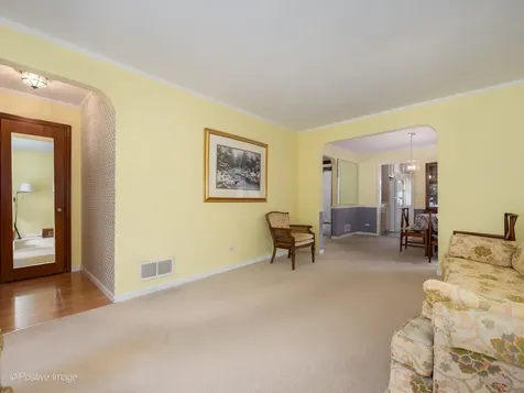 10615 South Albany Avenue Chicago IL 60655