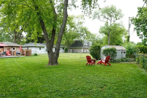 1911 Hazelwood Drive Lindenhurst IL 60046