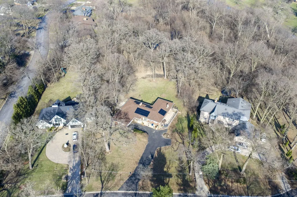 435 Forest Trail Oak Brook IL 60523