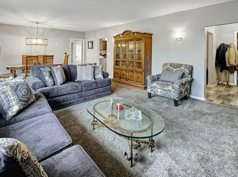 435 Forest Trail Oak Brook IL 60523