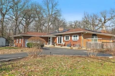 435 Forest Trail Oak Brook IL 60523