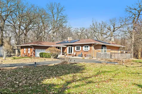 435 Forest Trail Oak Brook IL 60523