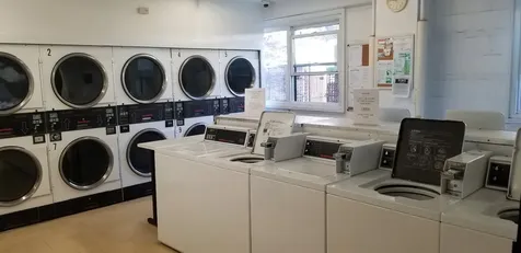 2909 North Sheridan Road Chicago IL 60657
