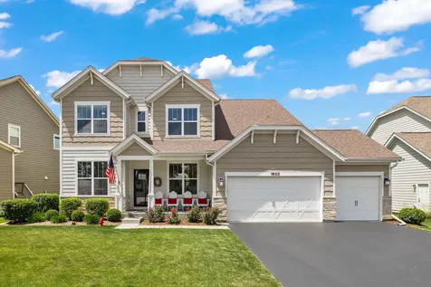 1600 Creeks Crossing Drive Algonquin IL 60102
