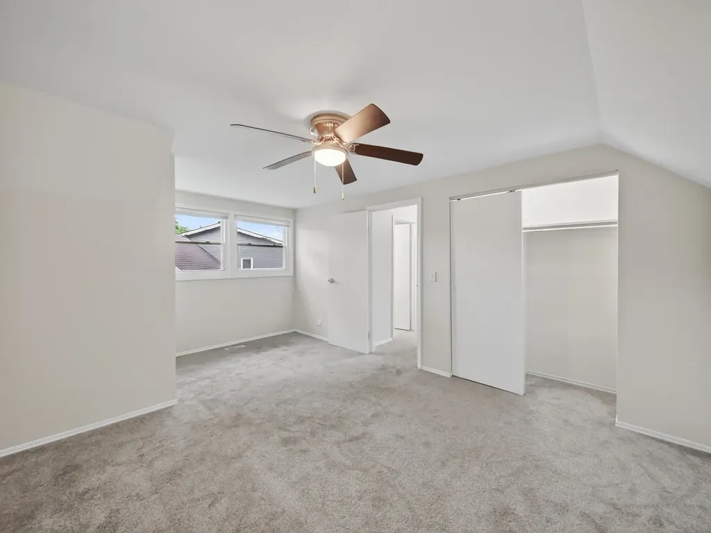 228 Dakota Court Bolingbrook IL 60440