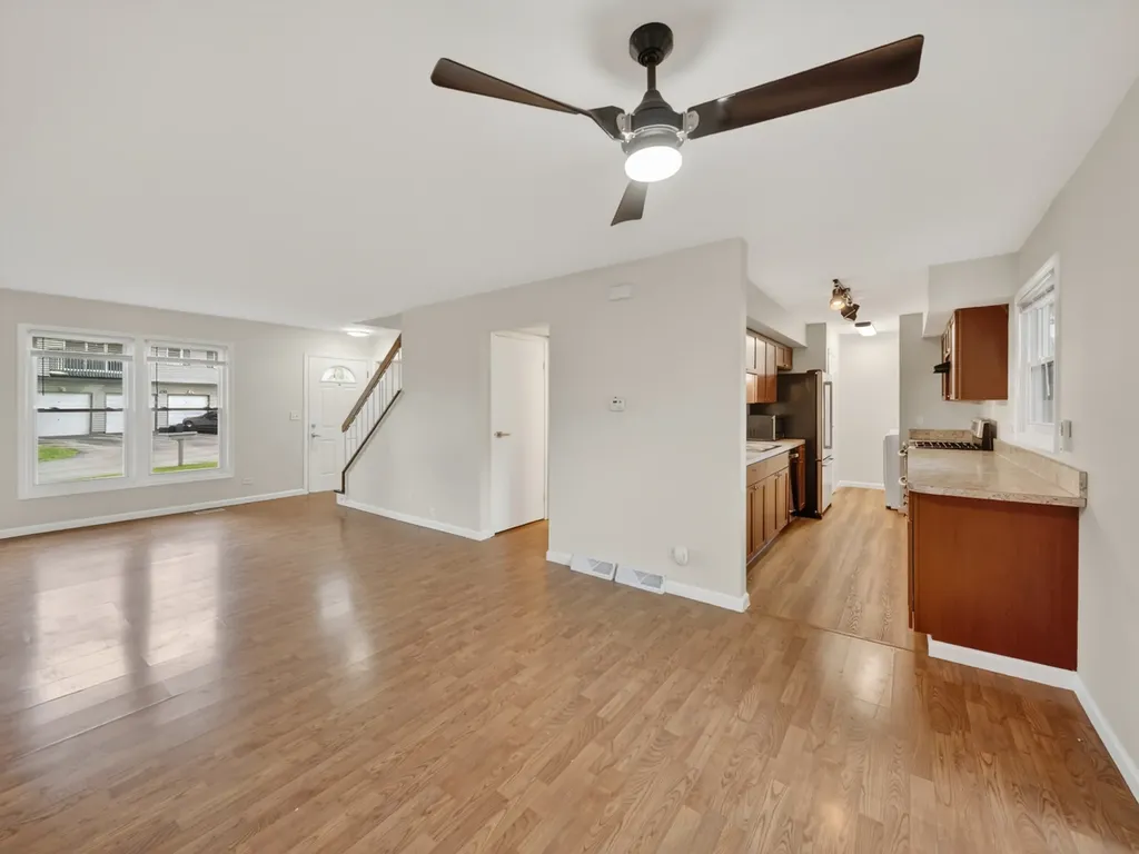 228 Dakota Court Bolingbrook IL 60440