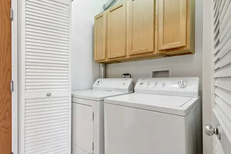 106 South Ridgeland Avenue Oak Park IL 60302
