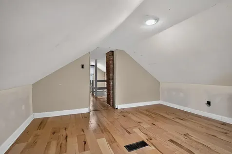 122 Garver Avenue Rockford IL 61102