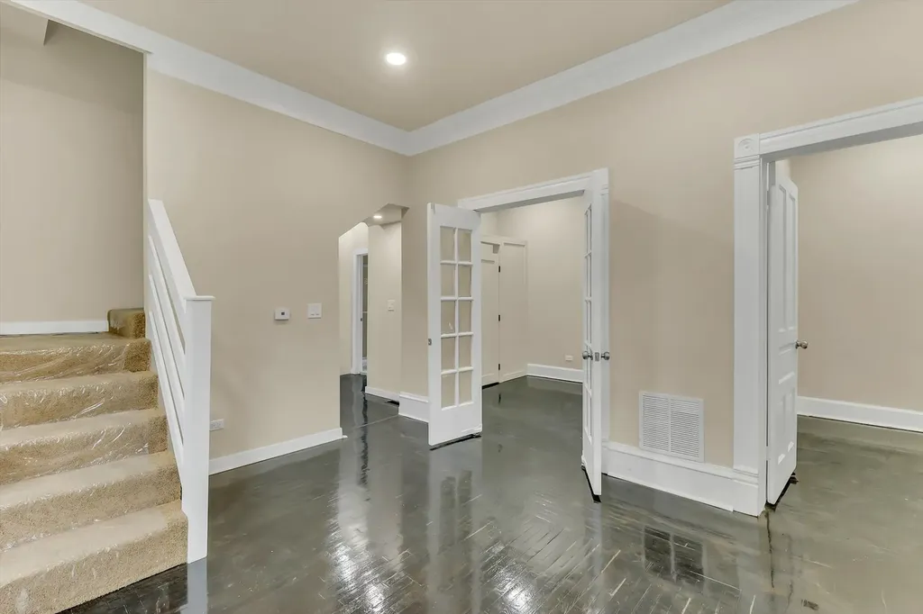 8852 South Wallace Street Chicago IL 60620