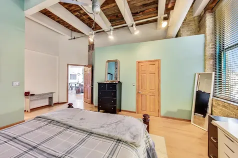 312 North May Street Chicago IL 60607