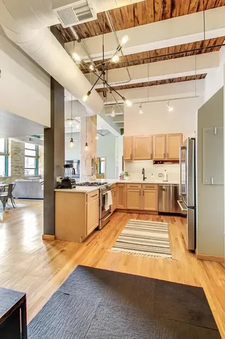 312 North May Street Chicago IL 60607