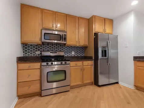 2307 West Wolfram Street Chicago IL 60618