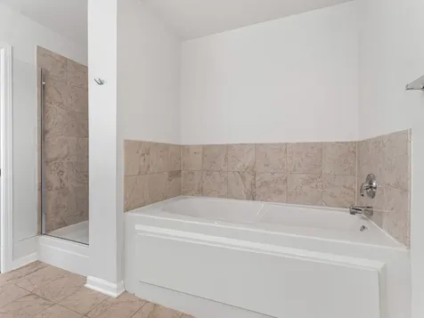 2307 West Wolfram Street Chicago IL 60618
