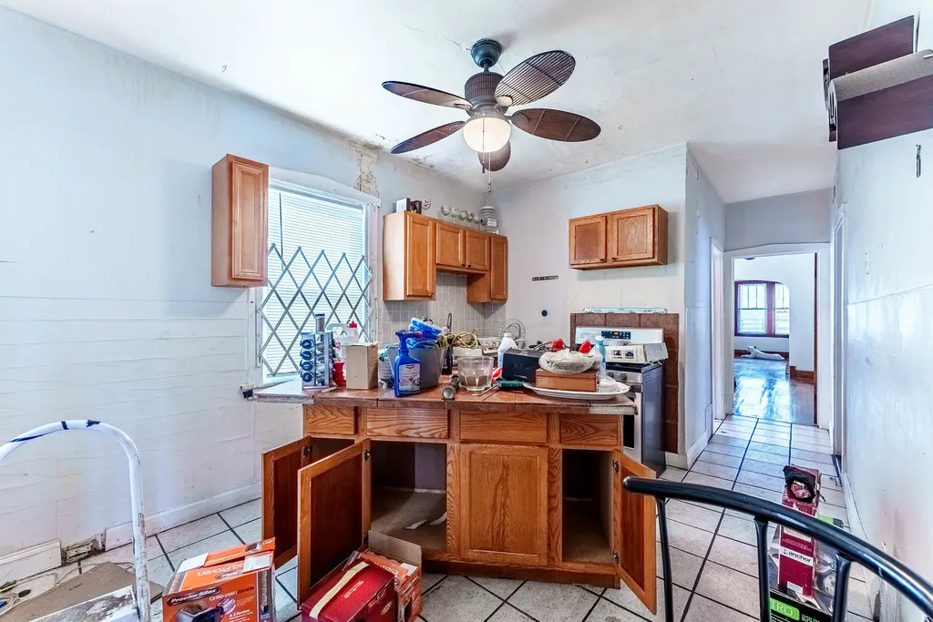 7149 South Wood Street Chicago IL 60636