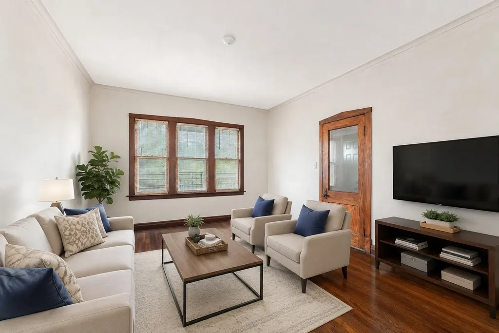 7149 South Wood Street Chicago IL 60636